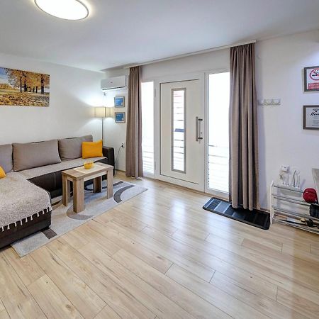 Apartman Nena Pirot Exterior foto