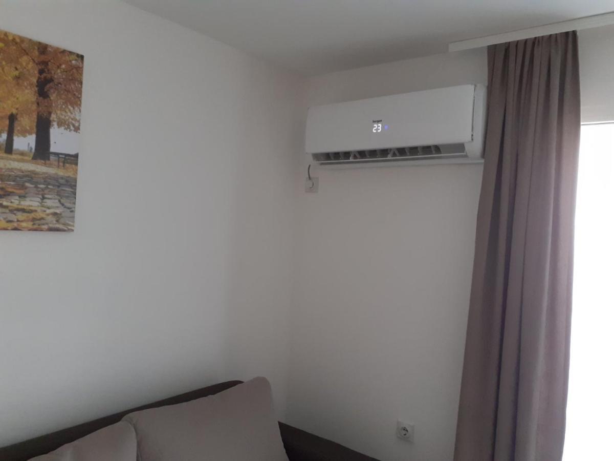 Apartman Nena Pirot Exterior foto