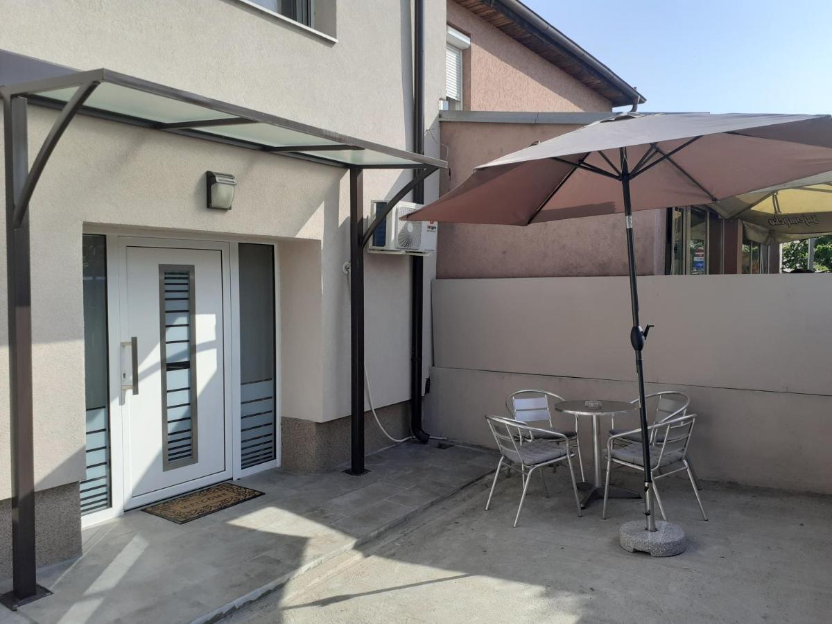 Apartman Nena Pirot Exterior foto